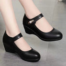 A woman walking in Paloma mid-heel comfort shoes, demonstrating their flexibility and ease of movement.